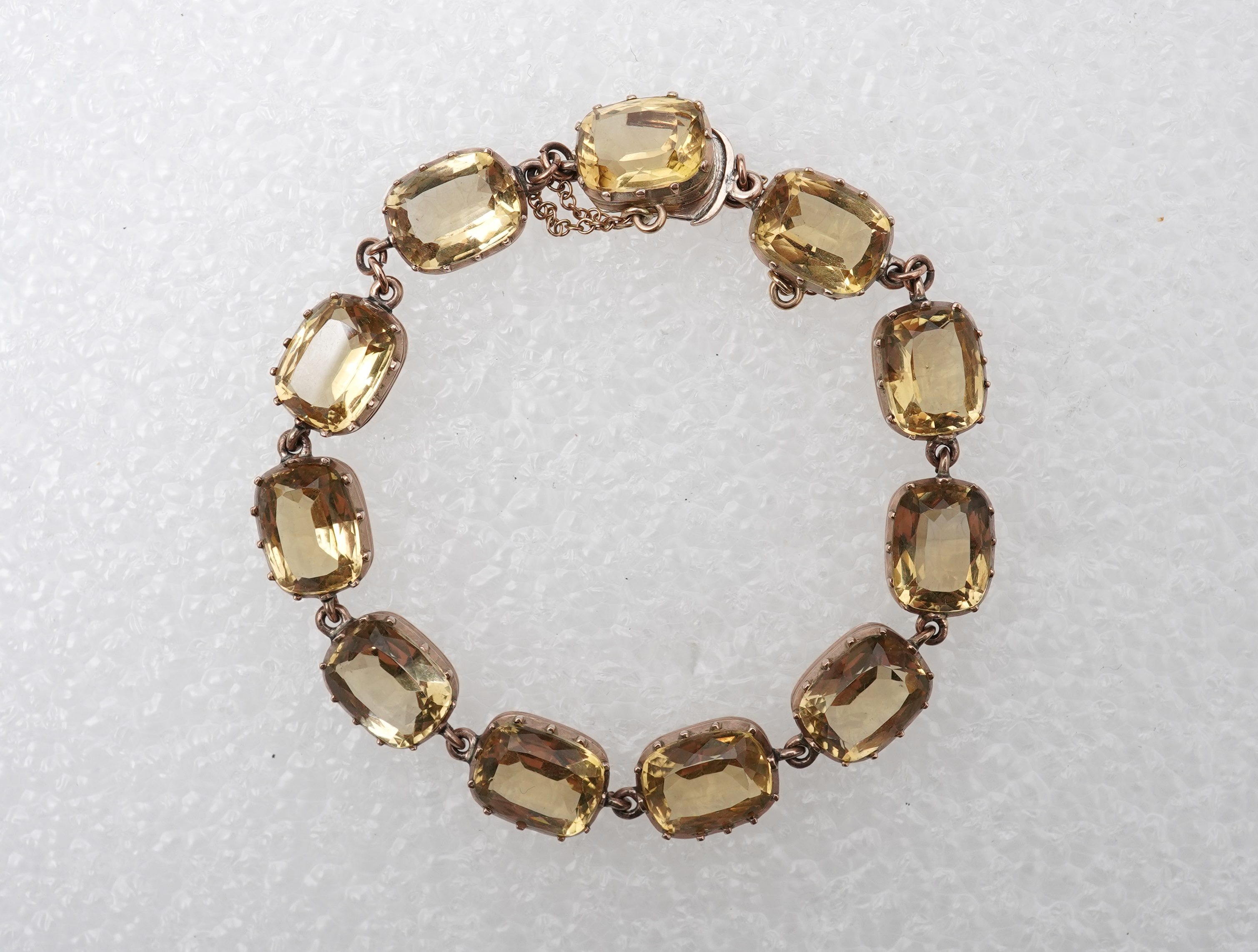 A Victorian citrine bracelet, 19th century